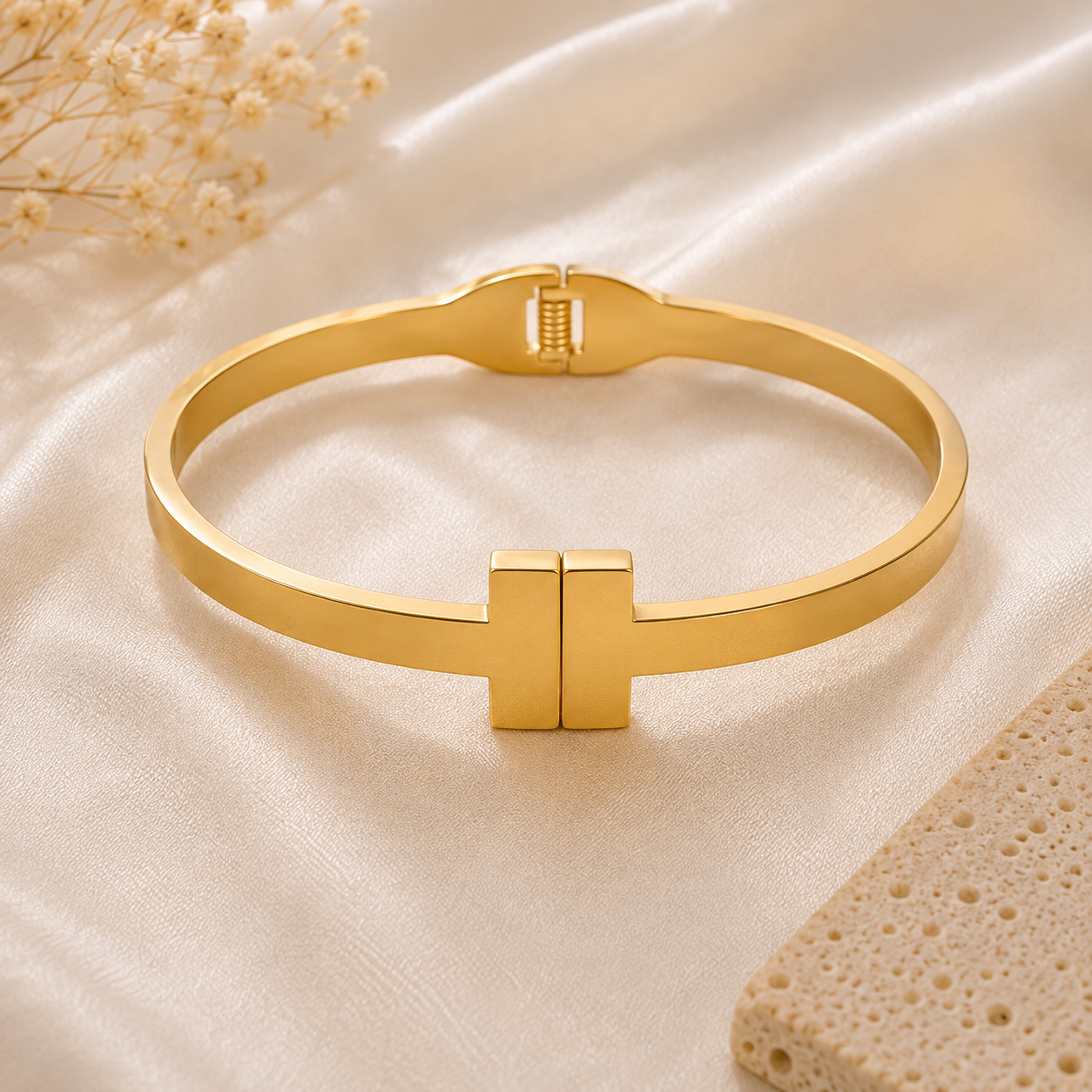 Minimalist Gold Plated Anti-Tarnish Bracelet