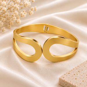 Minimal Stainless Steel Bracelet